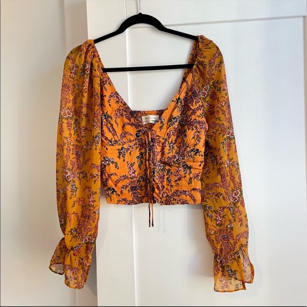urban outfitters size small marigold top!